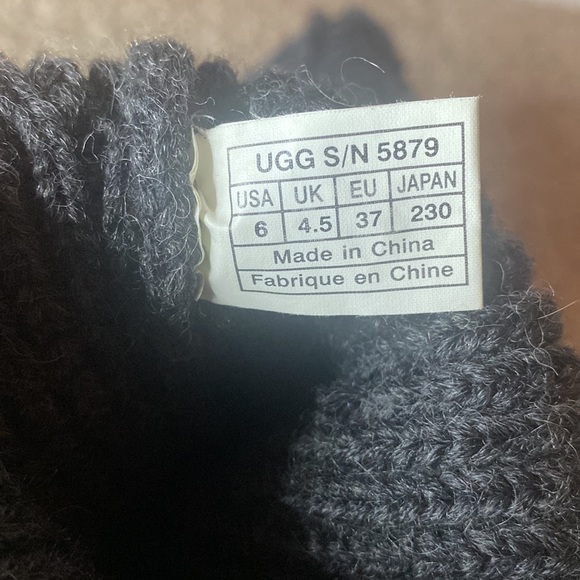 UGG Boots, size 6 - Picture 5 of 6
